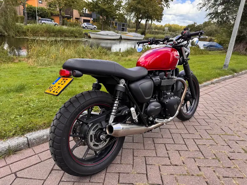 Triumph Street Twin - foto 4