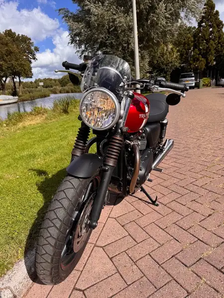 Triumph Street Twin - foto 7