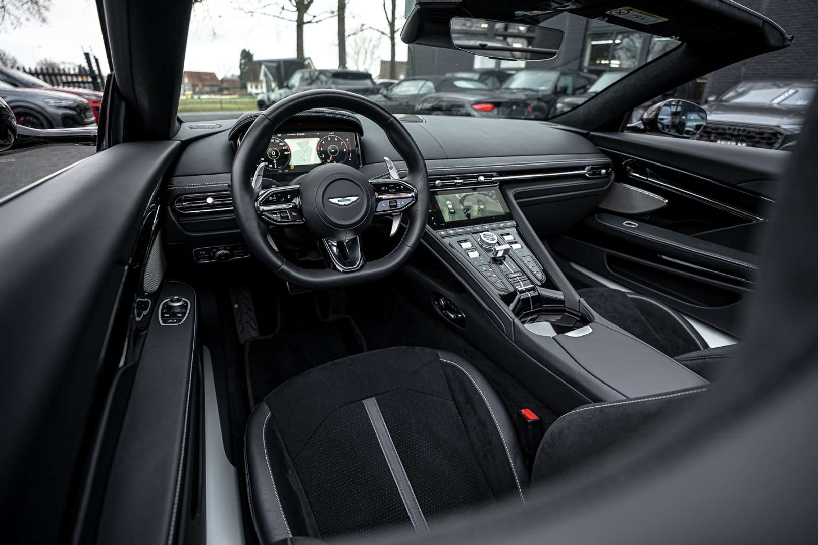 Aston Martin DB12 Volante 4.0 V8 Spor -  - Joinsteer - #2