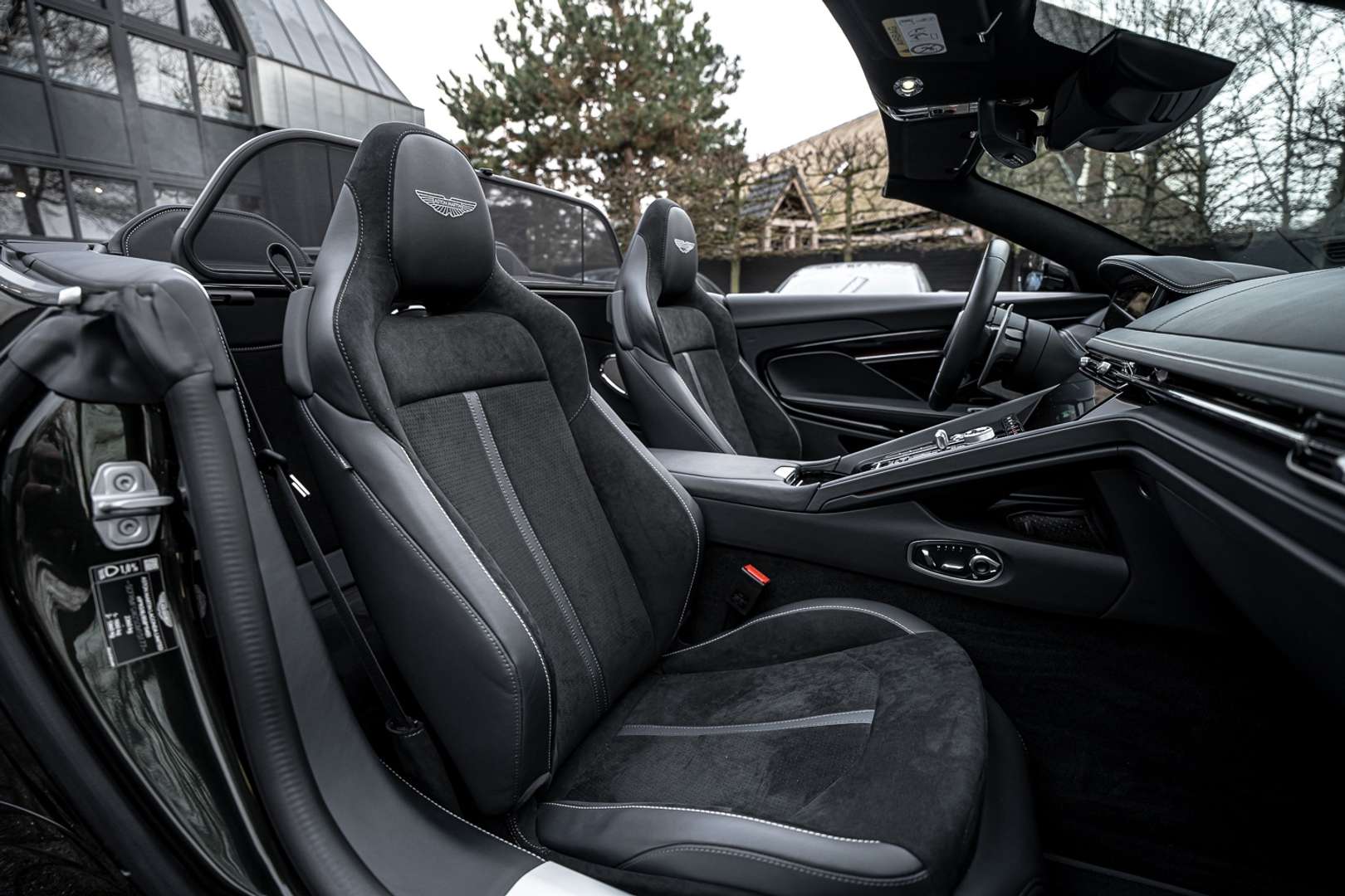 Aston Martin DB12 Volante 4.0 V8 Spor -  - Joinsteer - #3