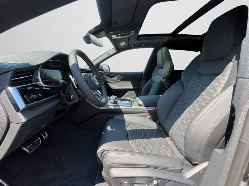 Audi RS Q8 RS-Sportabgasanlage, Standheizung/-lüftung — photo 12