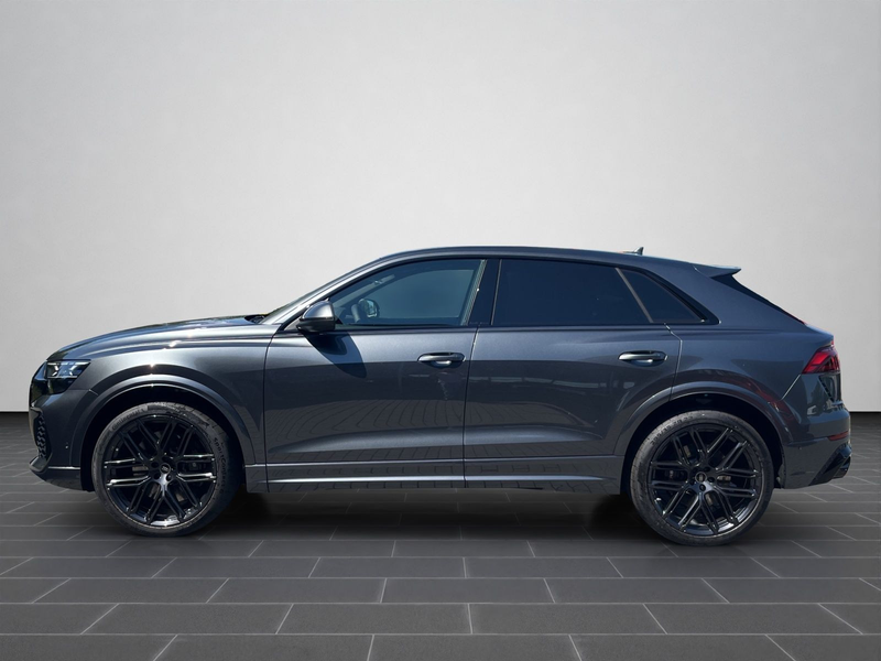 Audi RS Q8 RS-Sportabgasanlage, Standheizung/-lüftung — photo 7