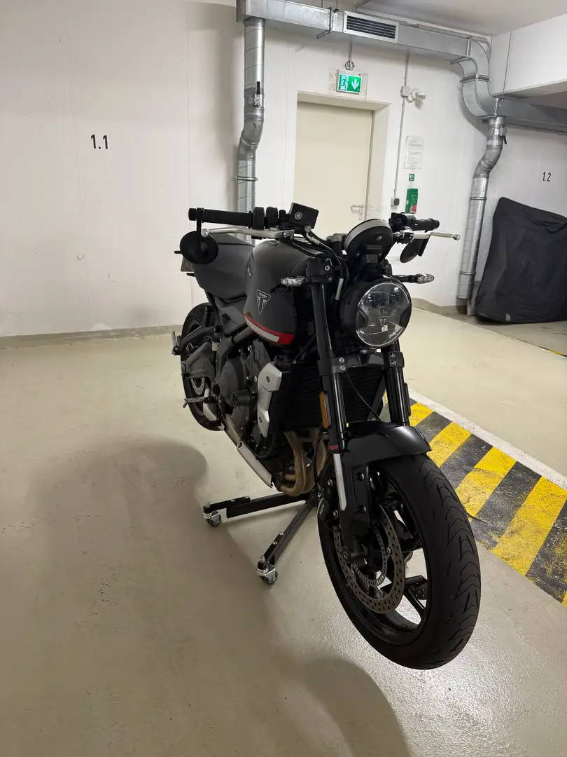 Triumph Trident 660 Triumph Trident 660 *Garantie 07/27* Schwarz - 2