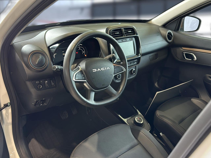 Dacia Spring Extreme Navi Vollleder Klima Einparkhilfe — photo 8