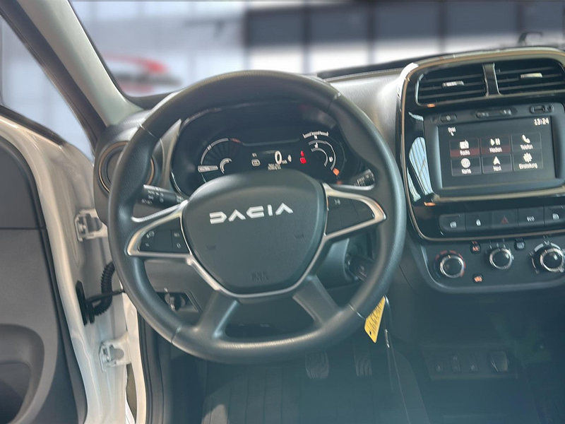 Dacia Spring Extreme Navi Vollleder Klima Einparkhilfe — photo 13