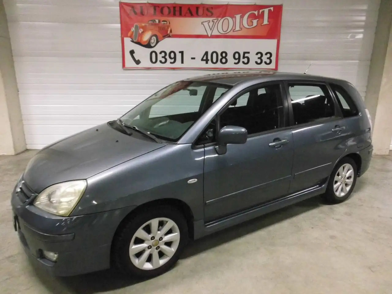 Suzuki Liana