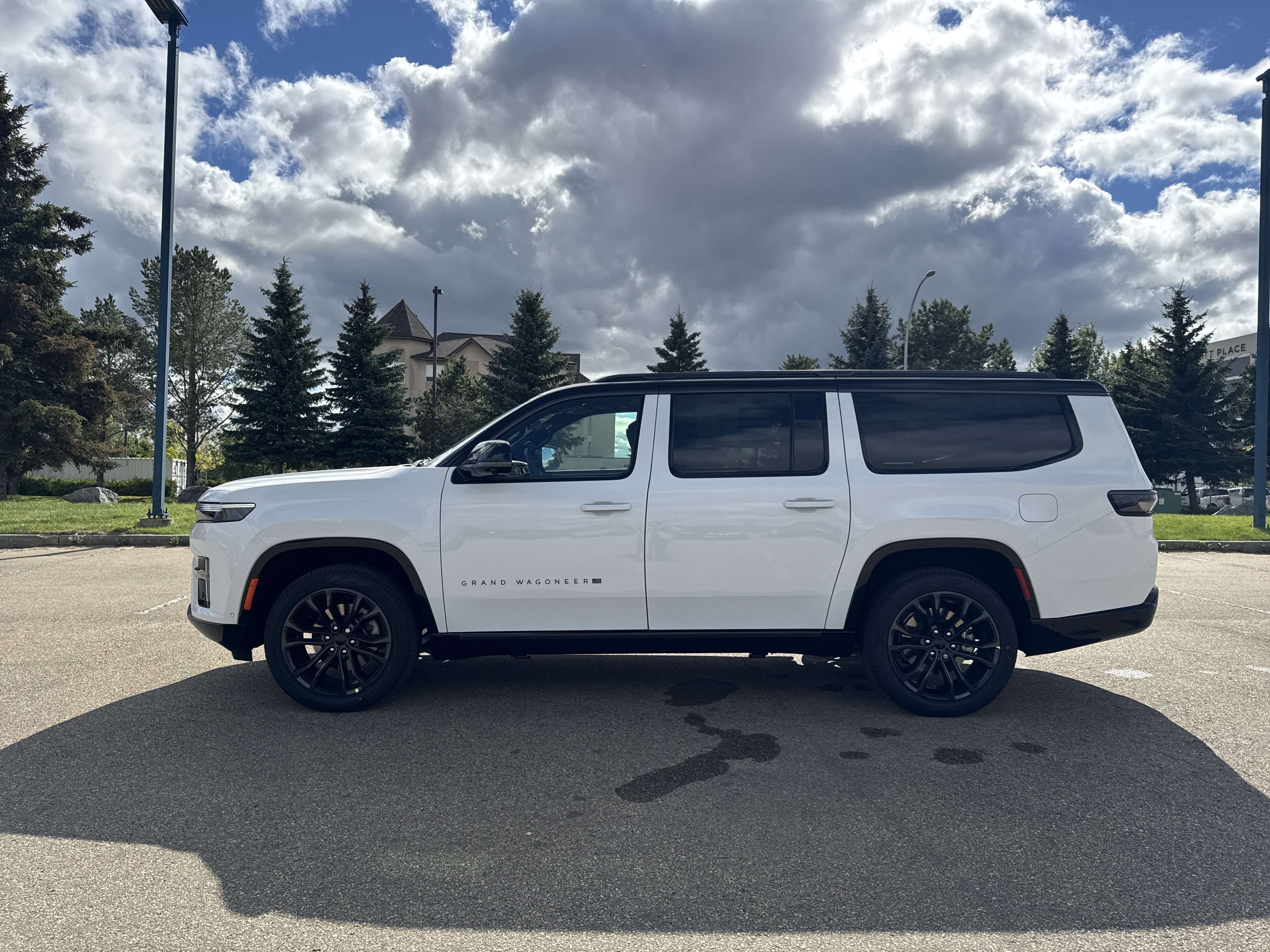 2026 Jeep Grand Wagoneer L