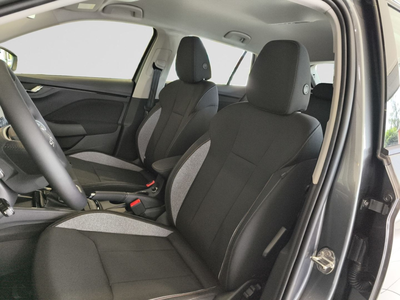 Skoda Scala Balance 1,0 TSI  AHK Navi Matrix 5J-Garant — photo 9