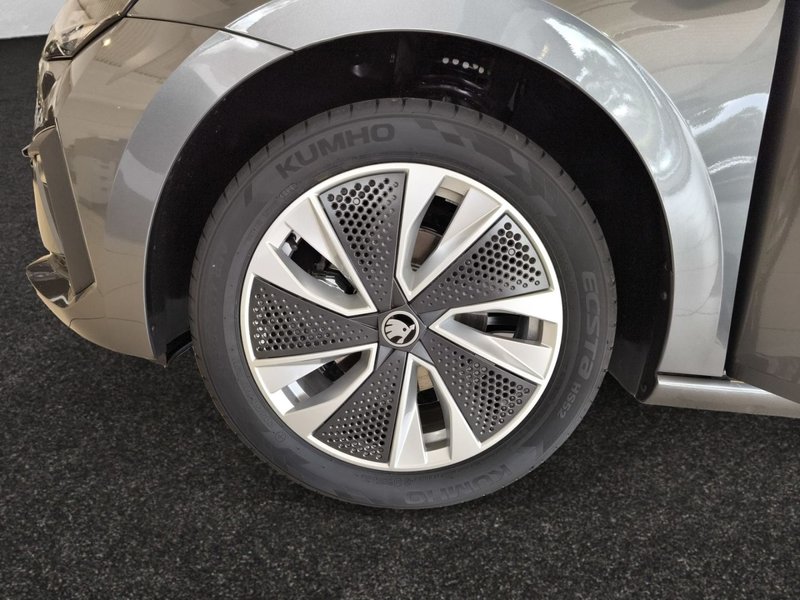Skoda Scala Balance 1,0 TSI  AHK Navi Matrix 5J-Garant — photo 14