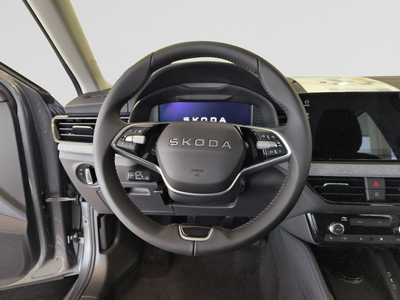Skoda Scala Balance 1,0 TSI  AHK Navi Matrix 5J-Garant — photo 12