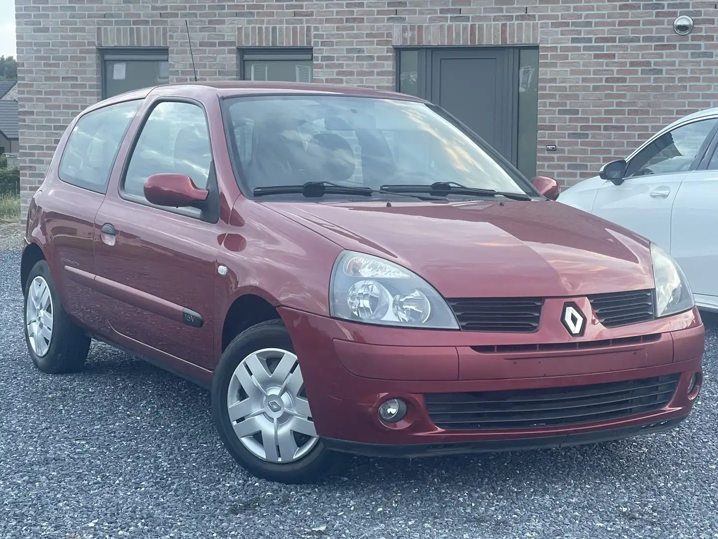 Renault Clio 1.2i - Essence - EURO 4 - 139.000 km - 2
