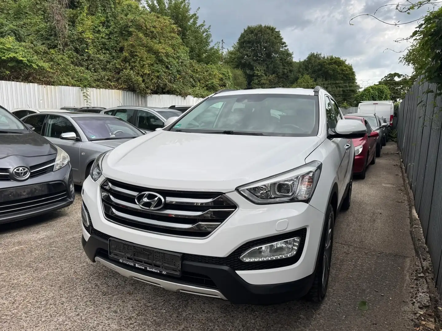 Hyundai SANTA FE Premium 4WD TÜV NEU*1.HAND*AHK Weiß - 1