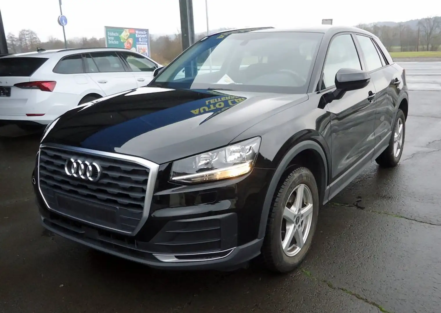 Audi Q2 1,6 TDI**NAVI**KLIMA**1.Bes. Schwarz - 2
