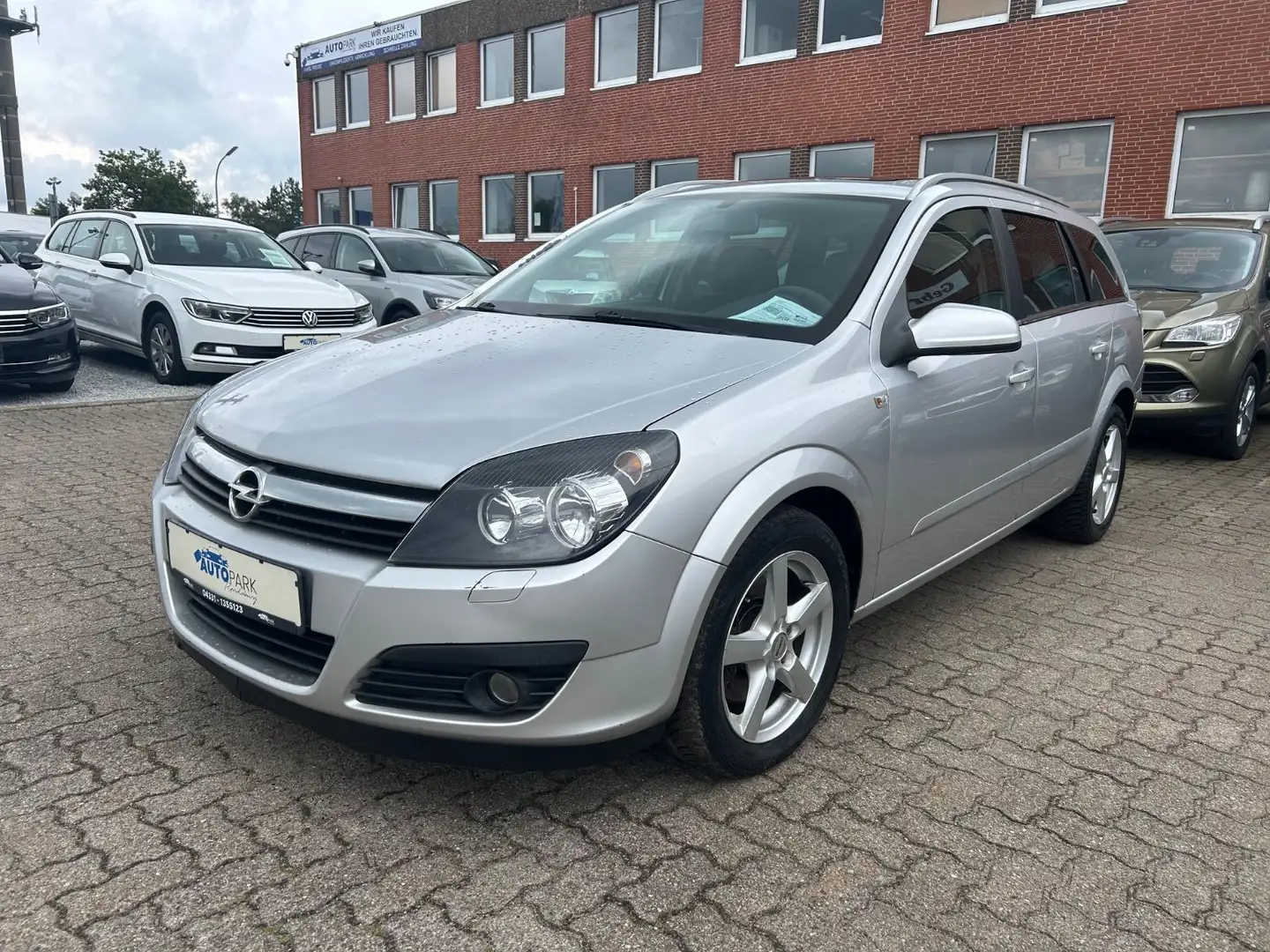 Opel Astra H 1.9 CDTI Caravan Edition *Automatik * Zilver - 1