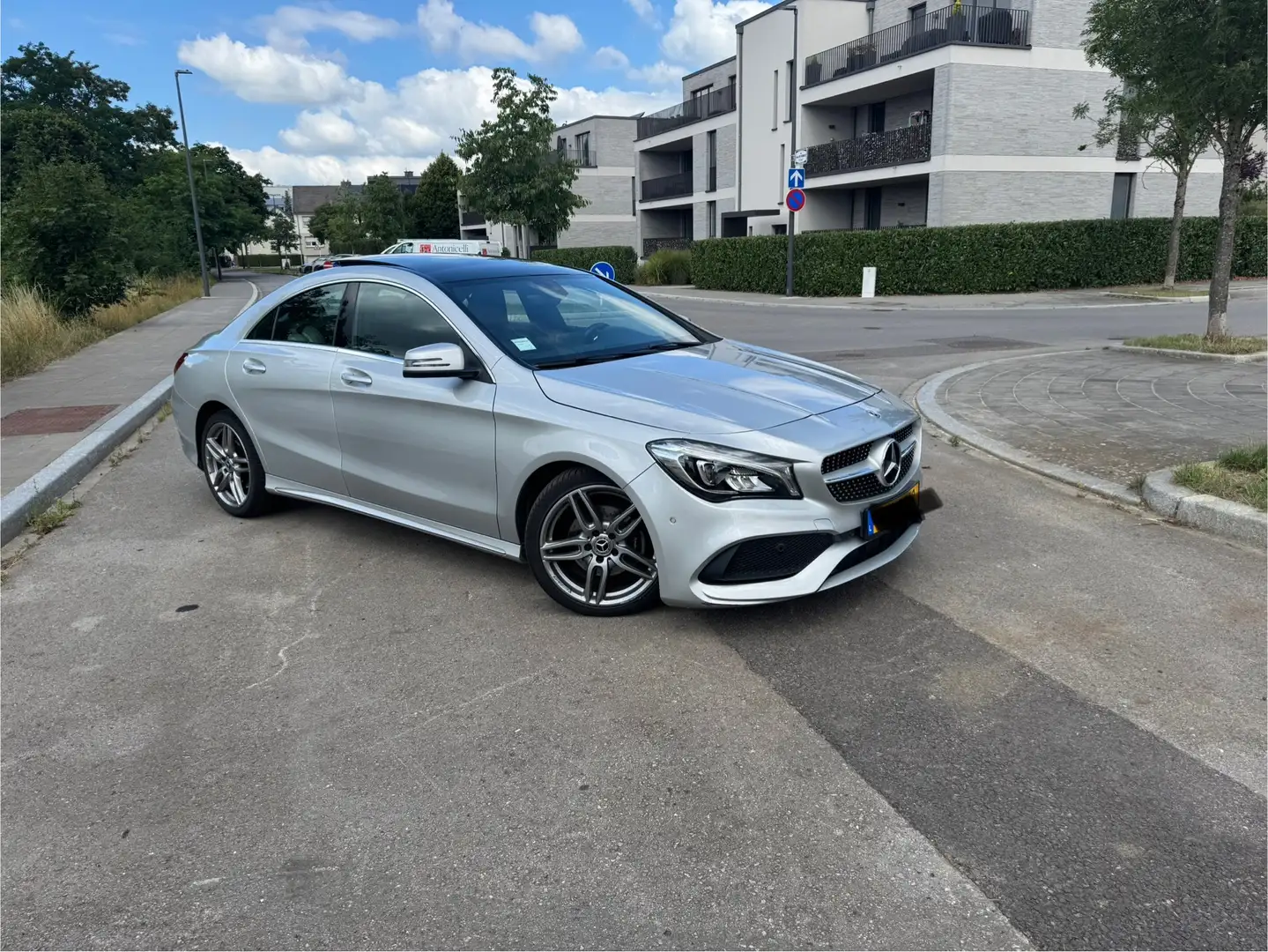 Mercedes-Benz CLA 200 d 4Matic 7G-DCT UrbanStyle Edition - 1