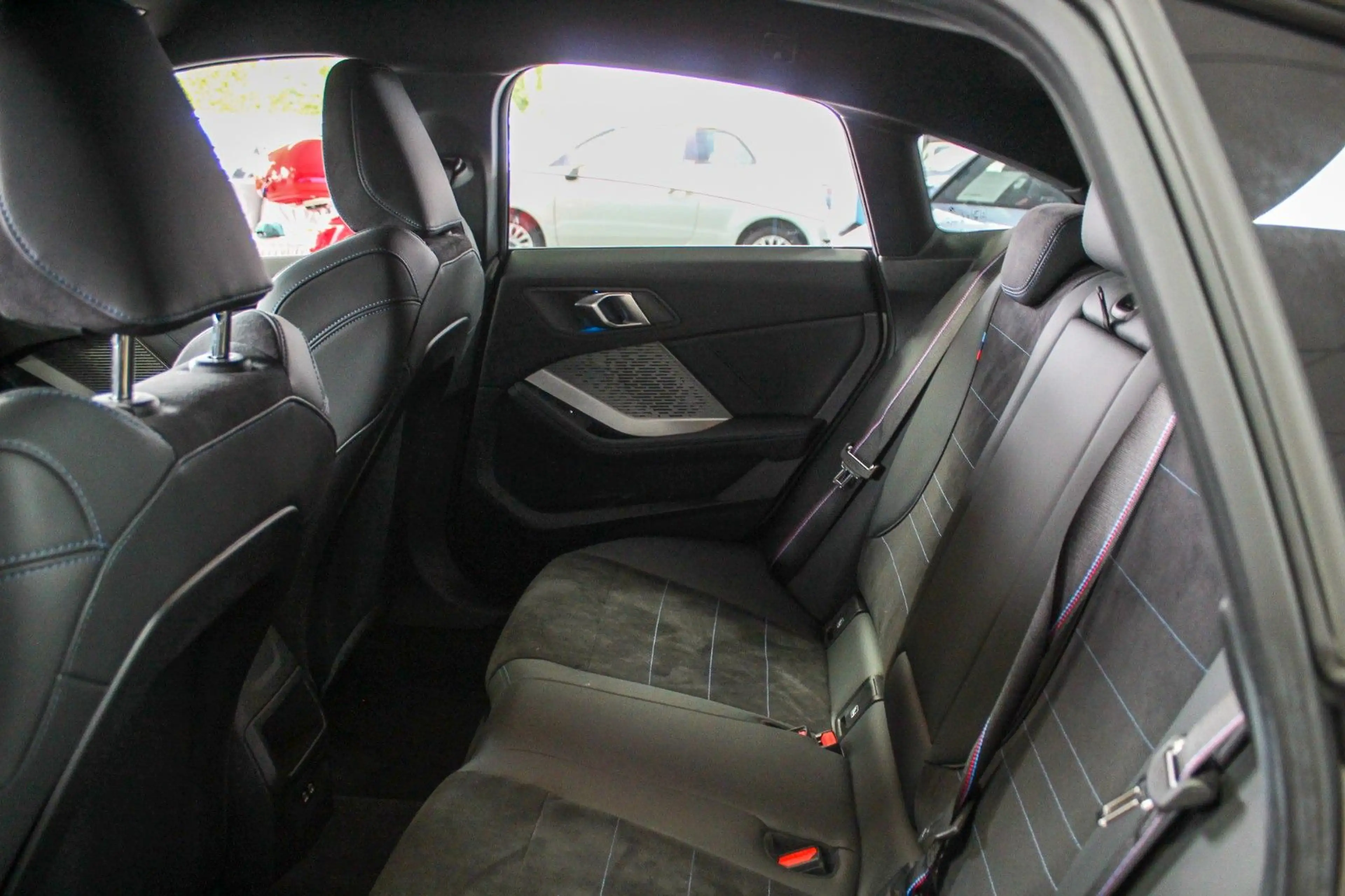 BMW 223 i Gran Coupe 223 xDrive M Sport HUD — photo 10