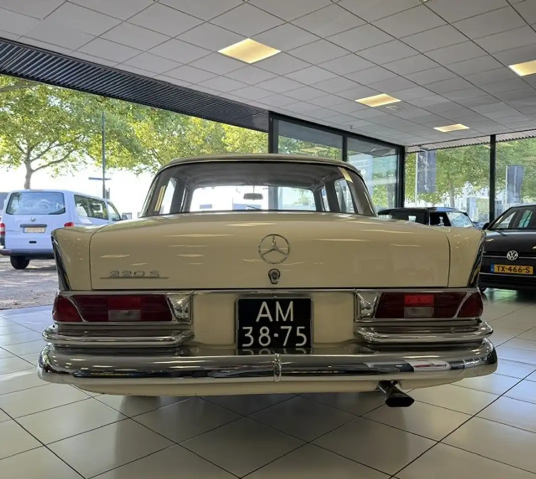 Mercedes-Benz 220 S Compleet Gerestaureerd in Nieuwstaat, foto 12