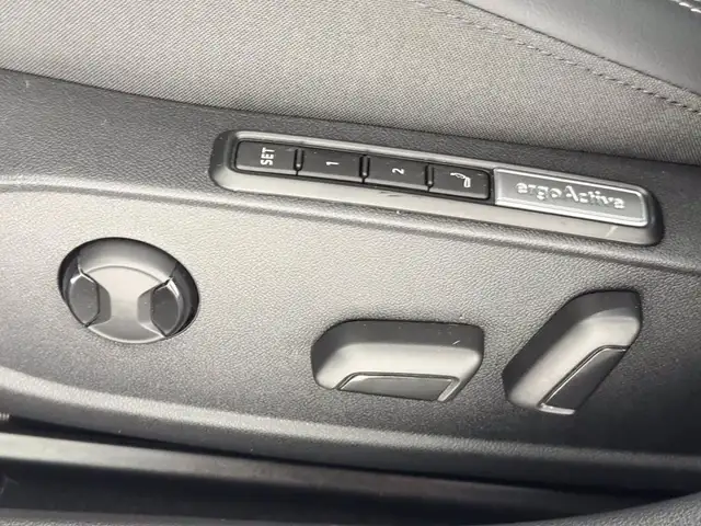 Volkswagen Golf view 21