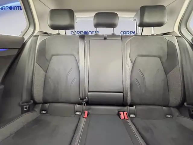 Volkswagen Golf view 10