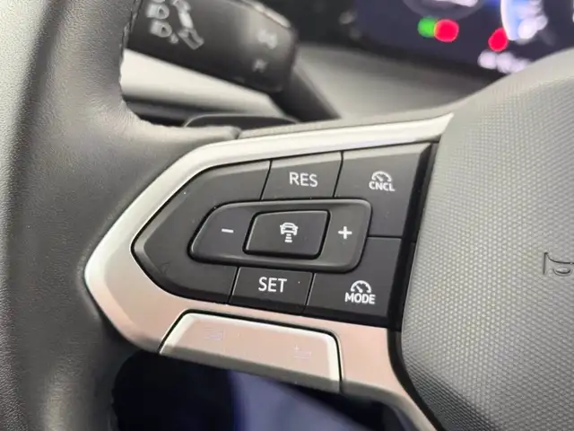 Volkswagen Golf view 22