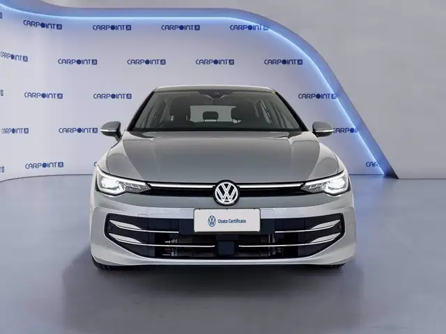 Volkswagen Golf view 3