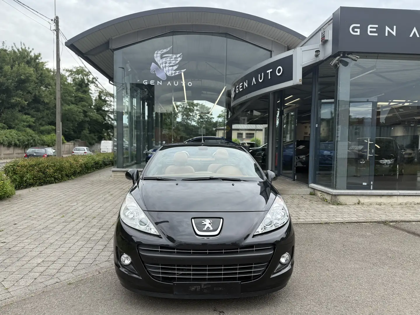 Peugeot 207 CC 1.6 Turbo Pack Platinum Cuir Park Assist Airco Zwart - 2