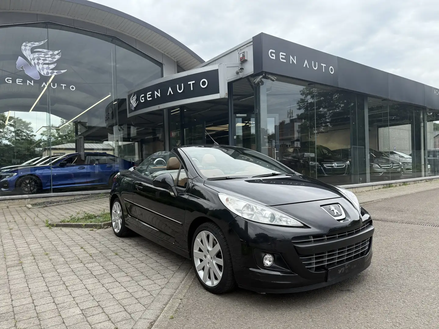 Peugeot 207 CC 1.6 Turbo Pack Platinum Cuir Park Assist Airco Zwart - 1