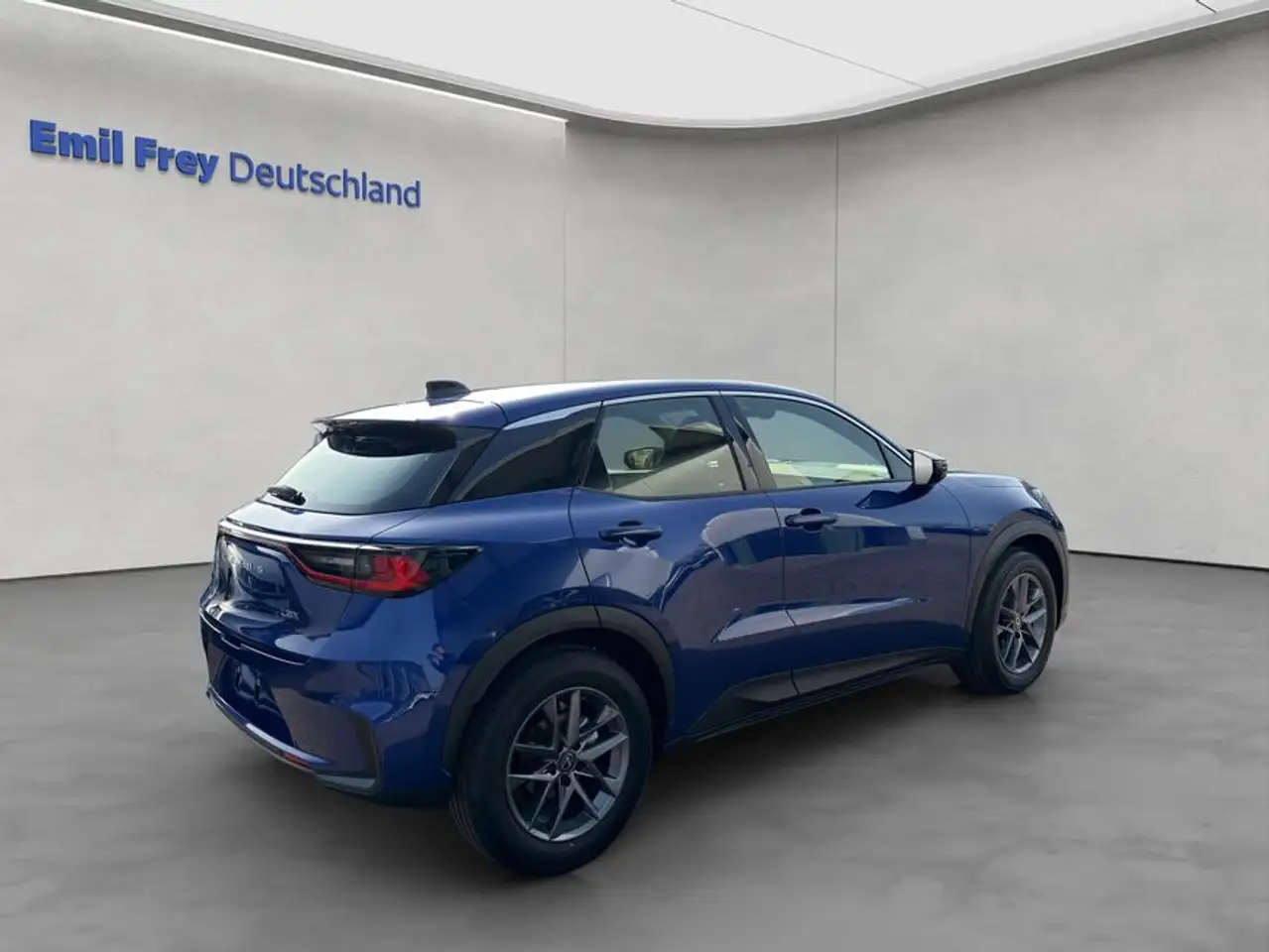 Lexus LBX mit Komfort-Paket, FWD 6
