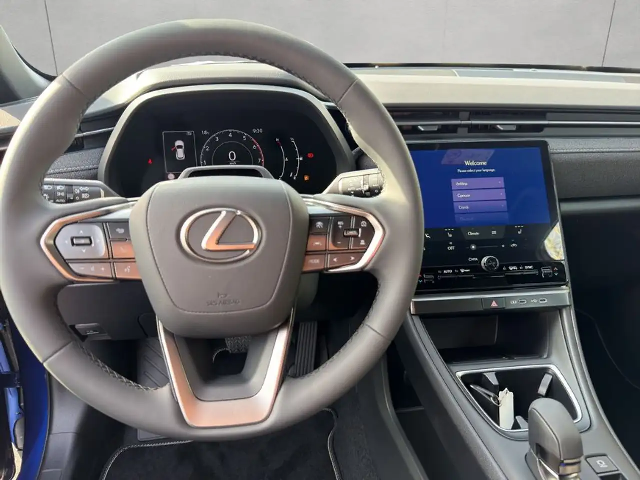 Lexus LBX mit Komfort-Paket, FWD 13