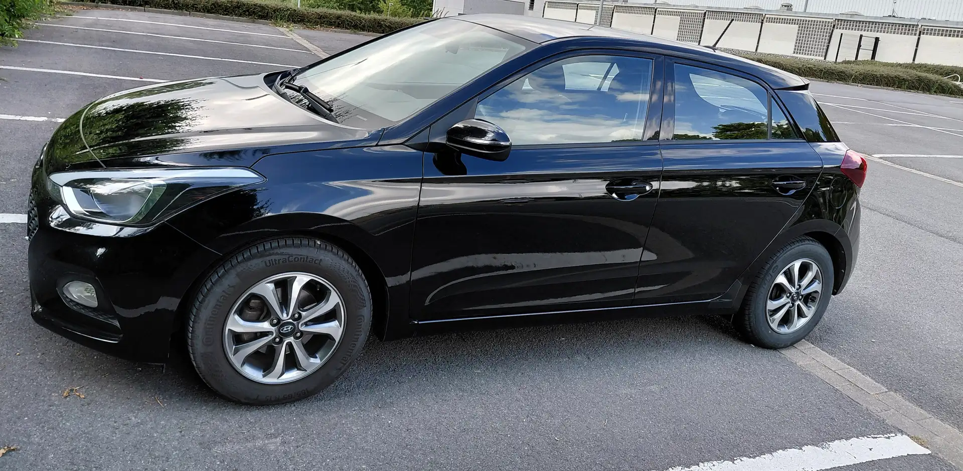 Hyundai i20 Active Noir - 1