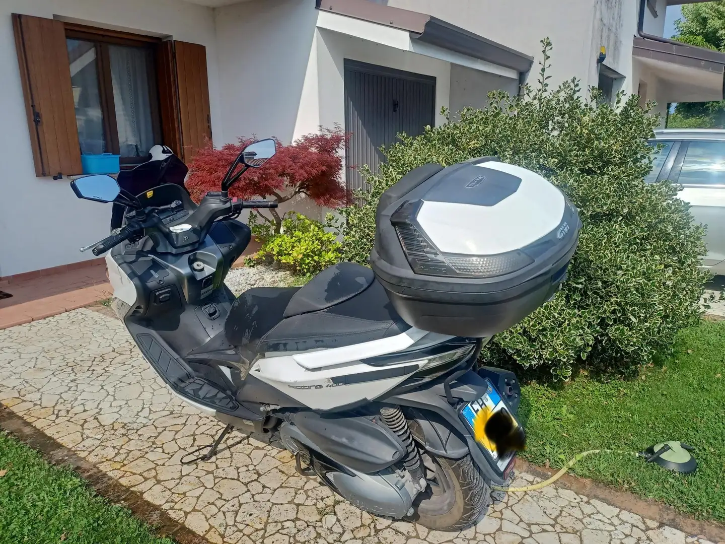 Kymco Xciting 400i Alb - 1