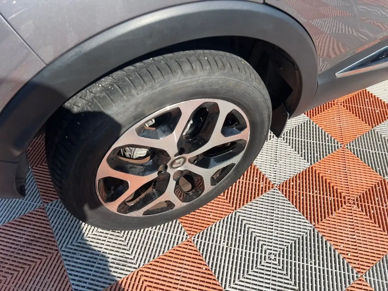 Renault Captur — photo 16