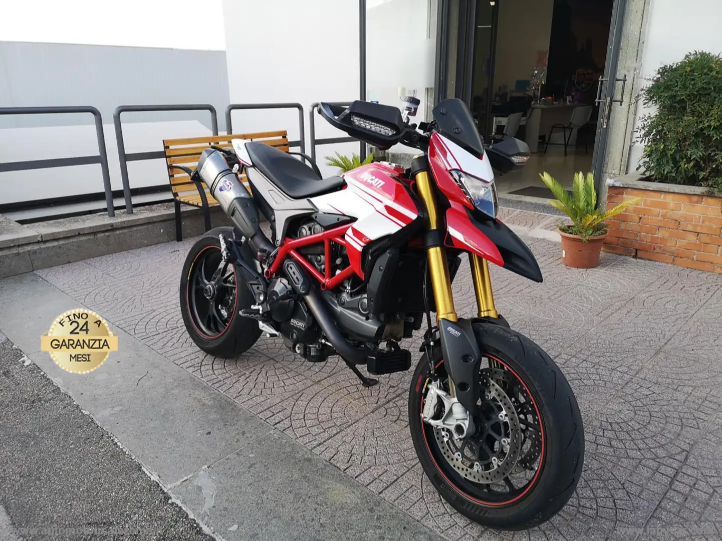 Ducati Hypermotard 939 Hypermotard 939 SP RATE AUTO MOTO SCOOTER Rojo - 2