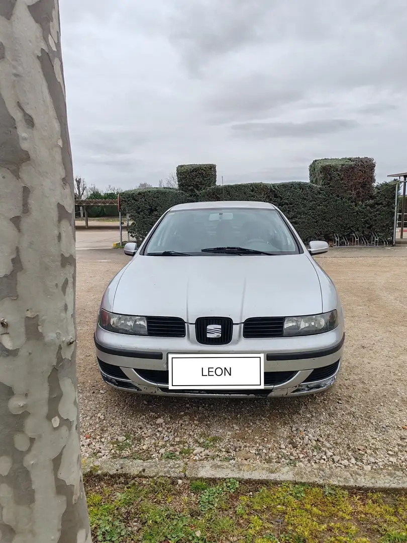 SEAT Leon León 1.9TDI Signo-a - 1