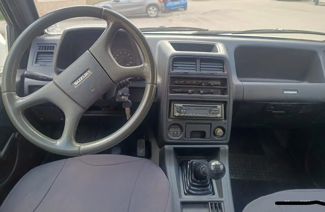 Suzuki Vitara Cabrio 1.6i 70th Anniversary, foto 6