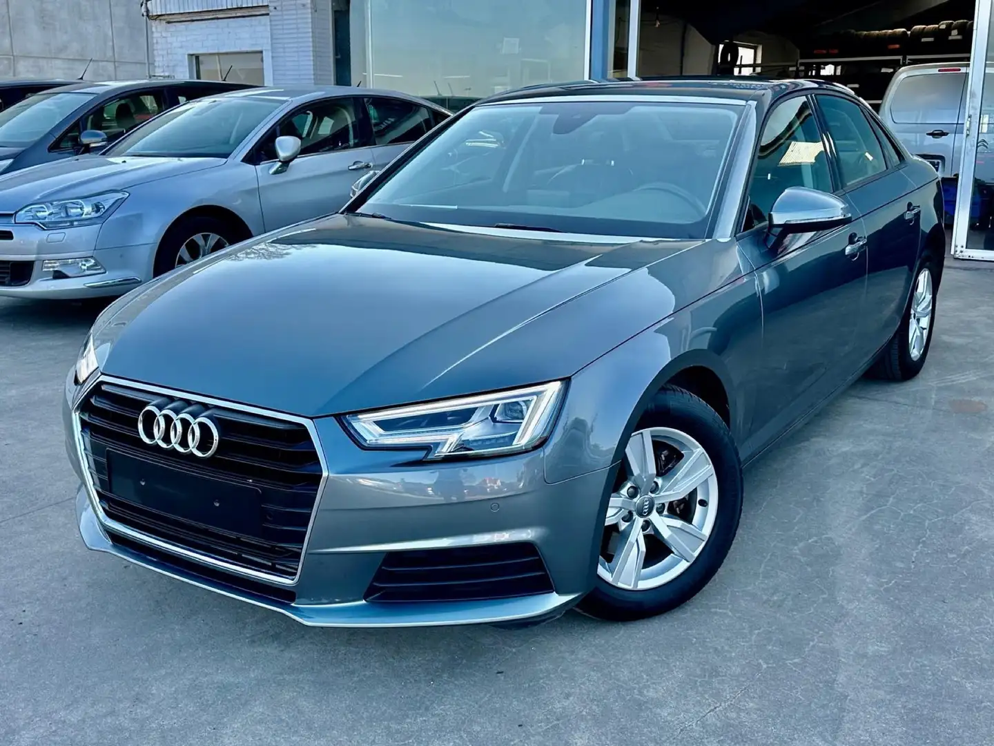 Audi A4 Audi A4 35 TFSI 2L Benzine 23000 Klm - 2