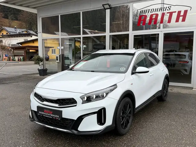 Kia XCeed Xceed 1,5 TGDI GPF Silber UVO isg