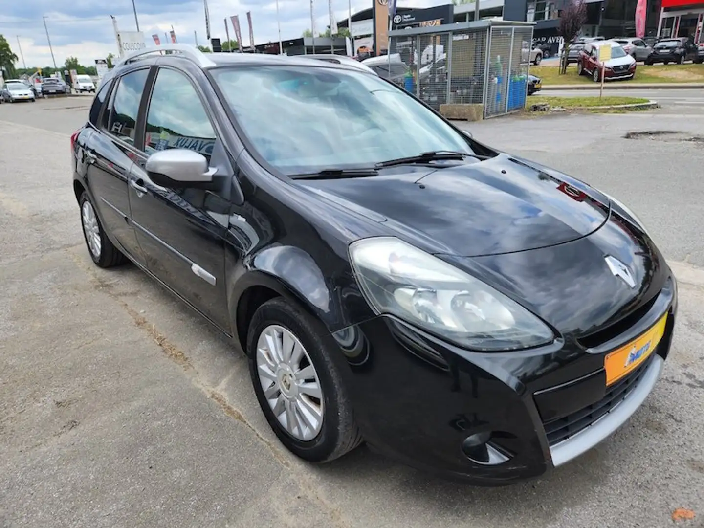 Renault Clio Clio 1.2i NIGHT AND DAY Noir - 1