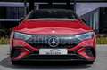 Mercedes-Benz EQE 43 AMG 4Matic EV / ZITKINEMATICA / APPLE CARPLAY / 360° / PARKEERASSISTENT / PANO DAK / KEYLESS GO / BURMESTER Rot - thumbnail 5