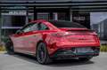 Mercedes-Benz EQE 43 AMG 4Matic EV / ZITKINEMATICA / APPLE CARPLAY / 360° / PARKEERASSISTENT / PANO DAK / KEYLESS GO / BURMESTER Rot - thumbnail 2