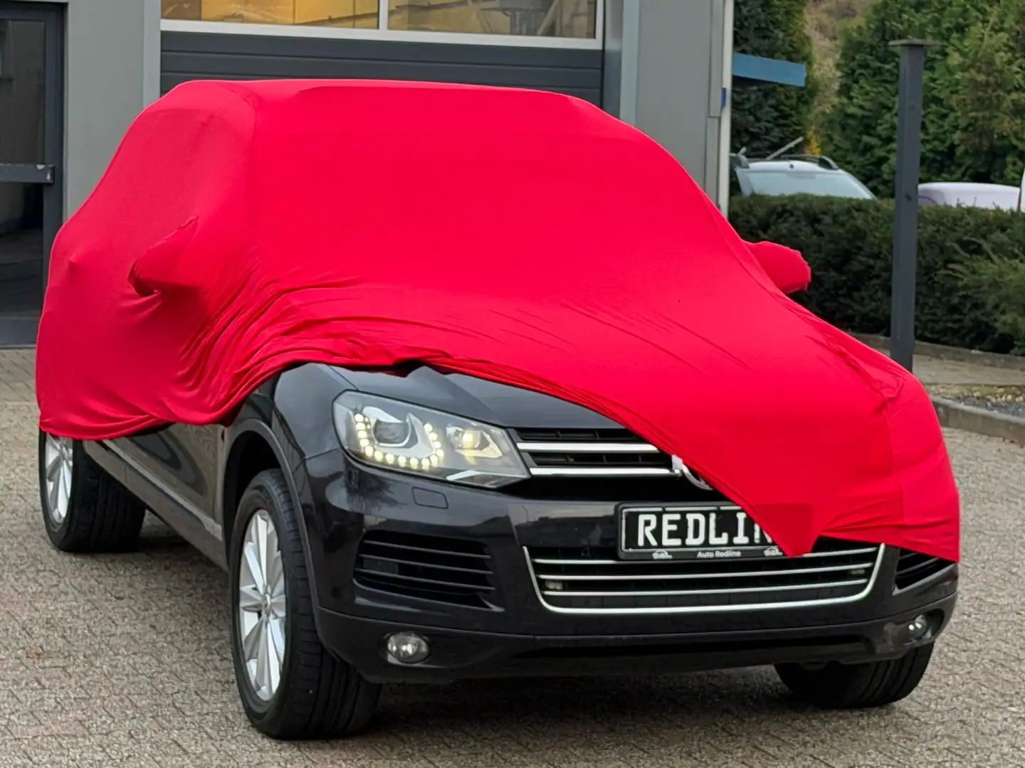 Volkswagen Touareg V6 TDI /// 1 Hand /// Neuwertig /// Schwarz - 1