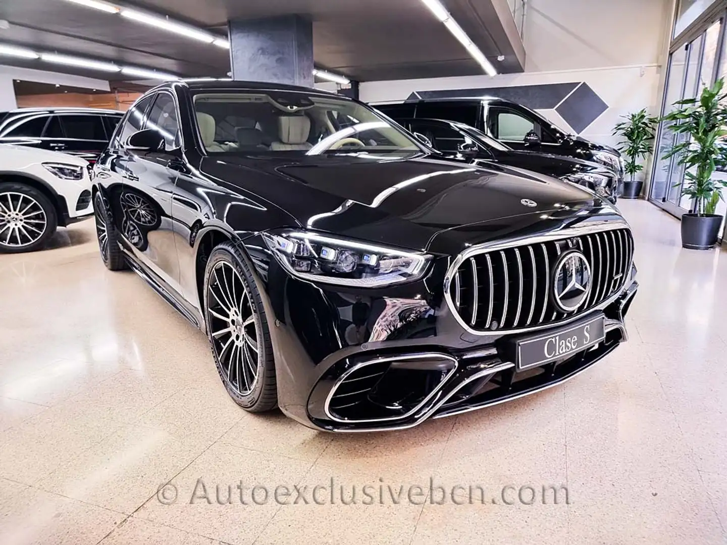 Mercedes-Benz S 500 4Matic 9G-Tronic Noir - 1