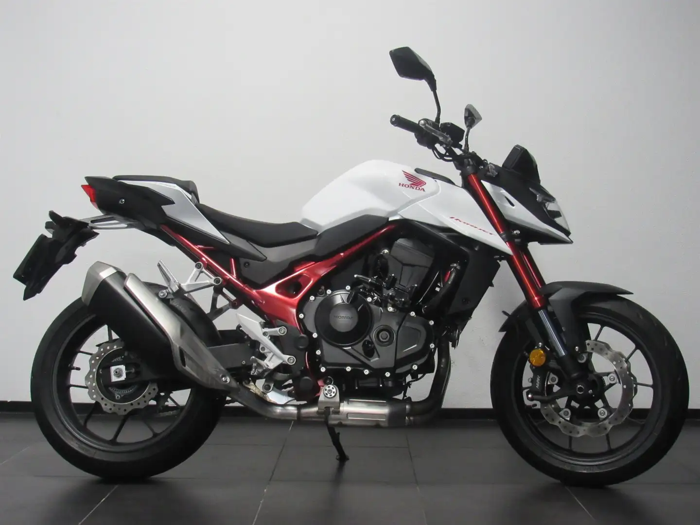 Honda CB 750 HORNET Czerwony - 1
