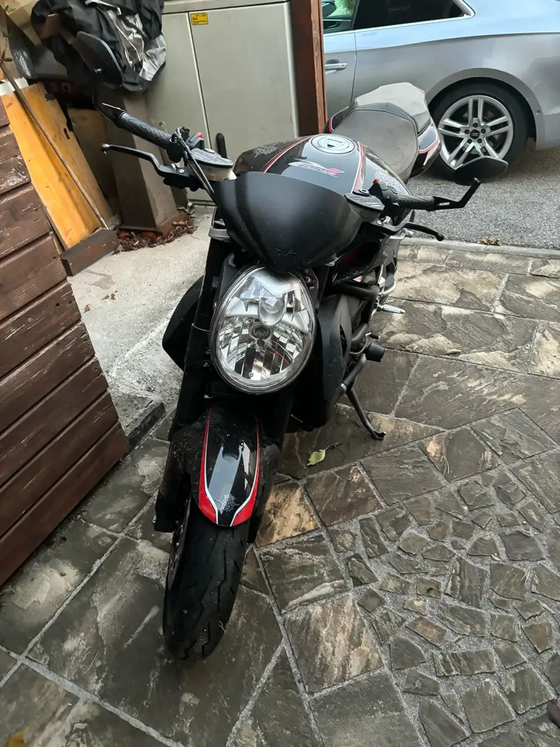 MV Agusta Brutale 1090 - 1