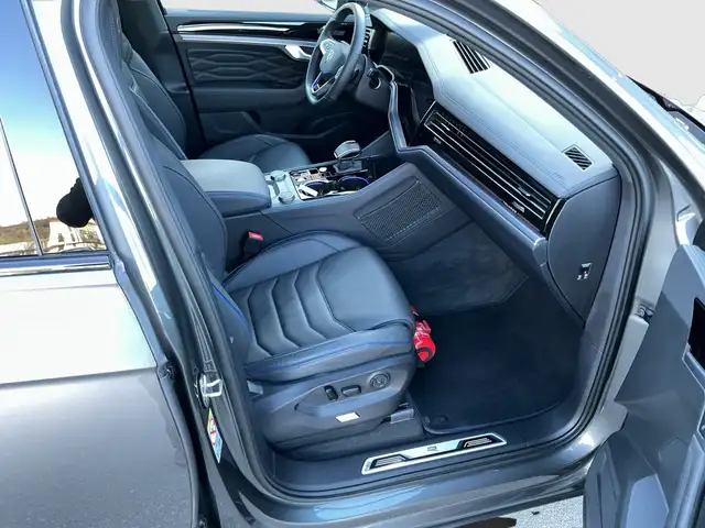 Volkswagen Touareg R eHybrid TSI 4MOTION Ansicht 26