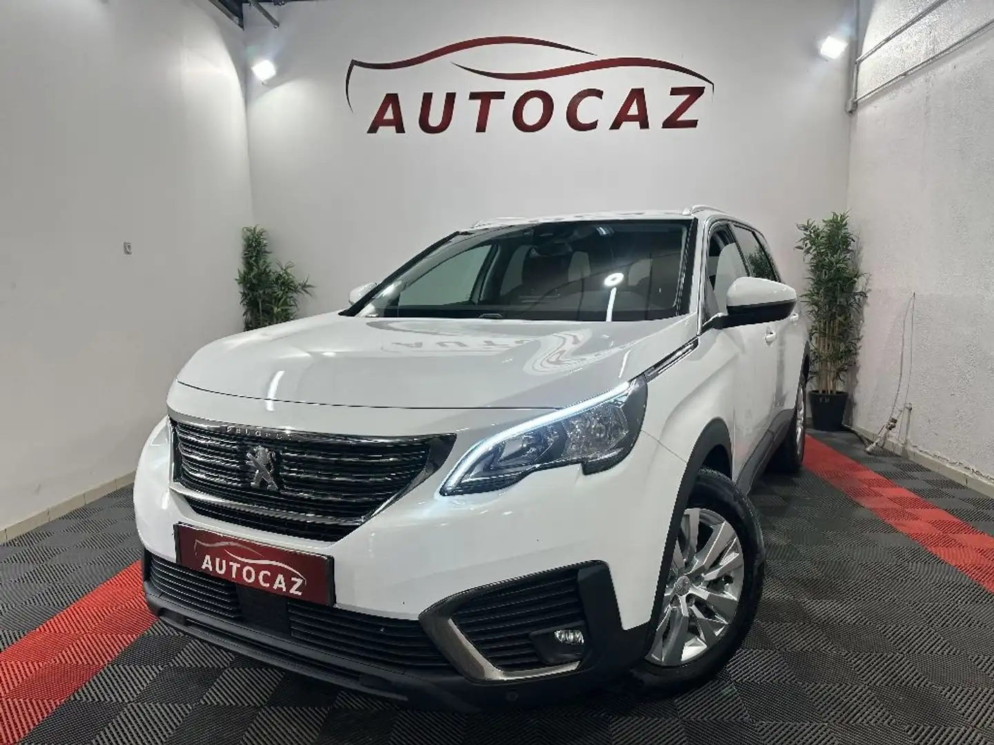 Peugeot 5008 2.0 BlueHDi 150ch SetS BVM6 Allure 7 places Weiß - 1
