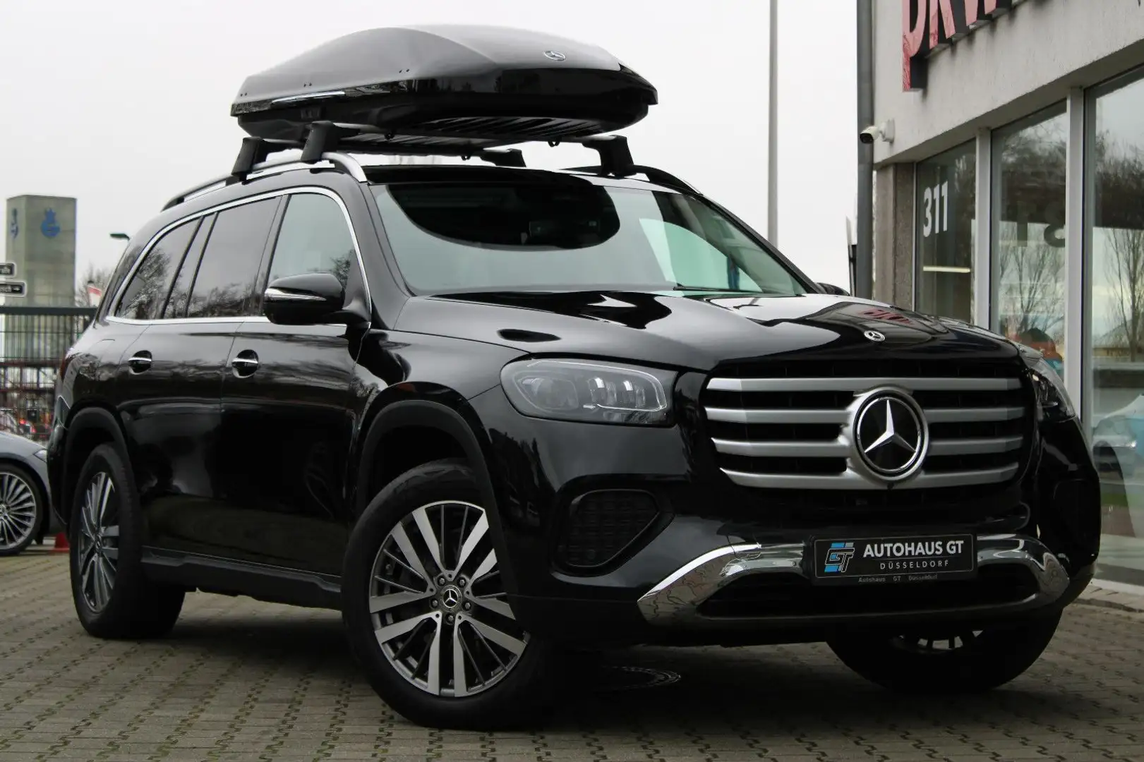 Mercedes-Benz GLS 450 4Matic/7Sitze/Pano/Airmat/SoftCl/DACHBOX Noir - 1