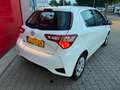 Toyota Yaris 1.5 VVT-i Active 112pk AUTOMAAT / Automatisch airc Blanc - thumbnail 2
