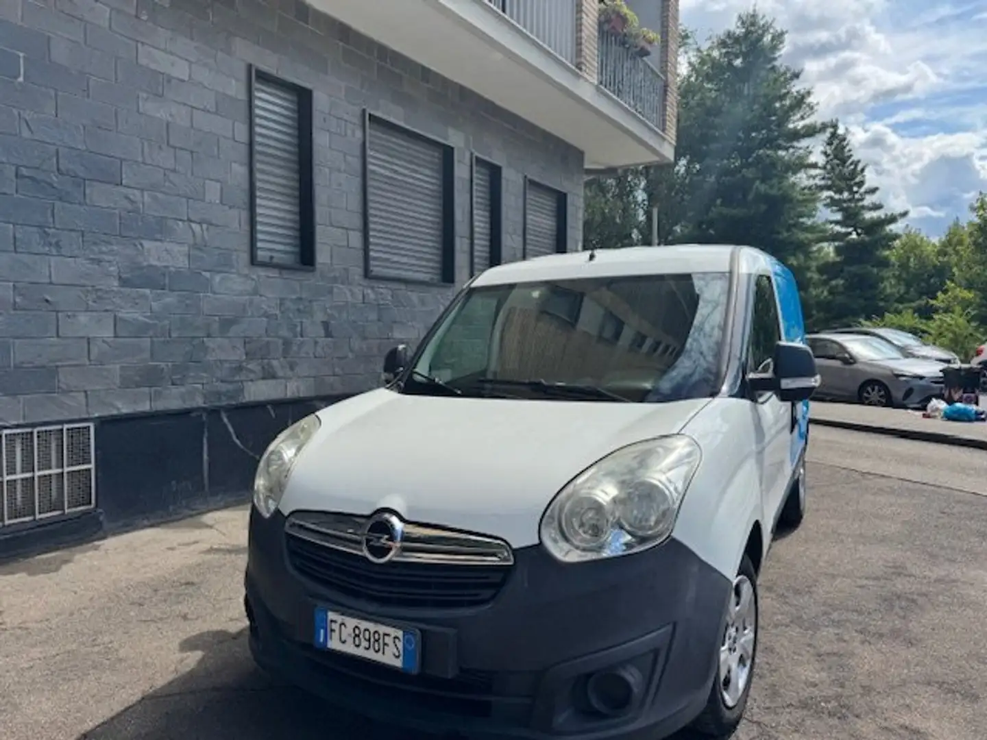 Opel Combo anno 2015 euro 5b tdci 1.6 cv 105 Alb - 2