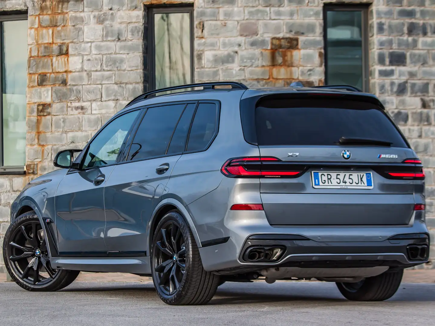 BMW X7 M60i  7 posti Szürke - 2